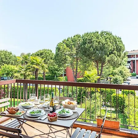 La Riviera