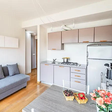 La Riviera Apartment Desenzano del Garda